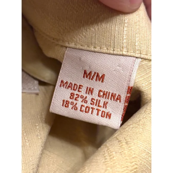 Tommy Bahama Men’s Medium Yellow Silk Hawaiian Button Up Short Sleeve Shirt - Picture 9 of 12